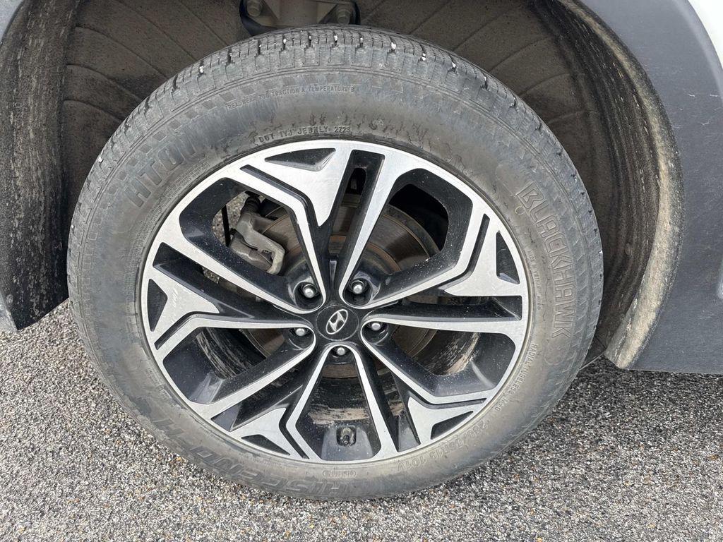 used 2020 Hyundai Santa Fe car, priced at $23,572