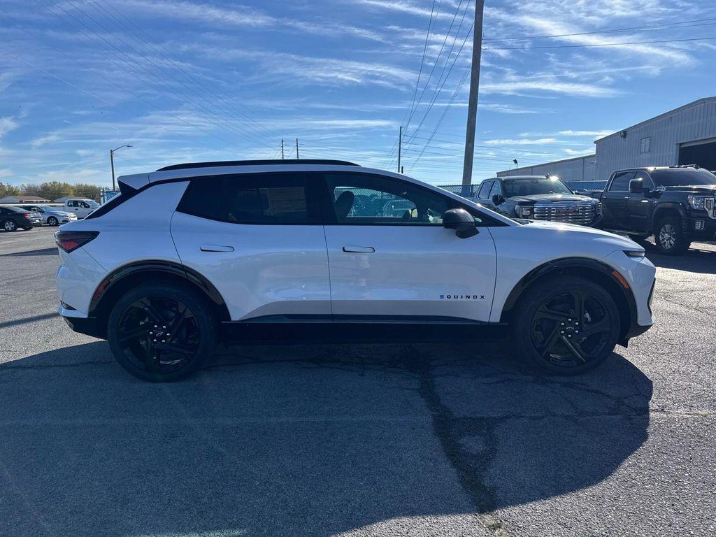 new 2025 Chevrolet Equinox EV car, priced at $41,991