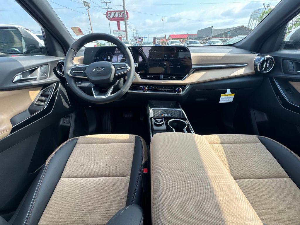 new 2025 Chevrolet Equinox car, priced at $35,991