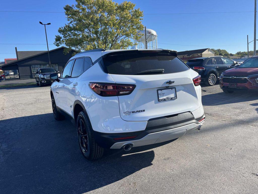 new 2025 Chevrolet Blazer car, priced at $33,965