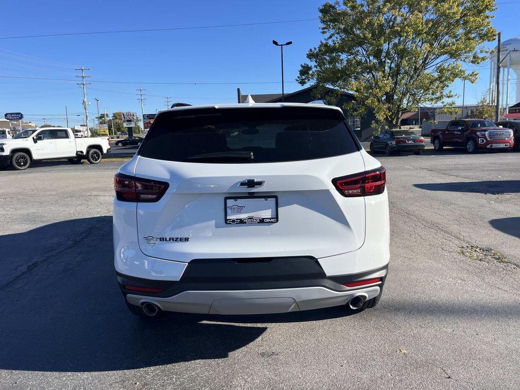 new 2025 Chevrolet Blazer car, priced at $33,965