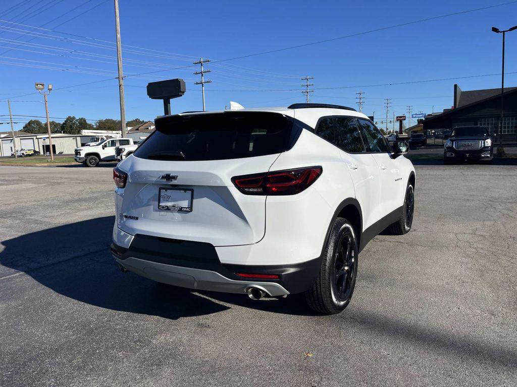 new 2025 Chevrolet Blazer car, priced at $33,965