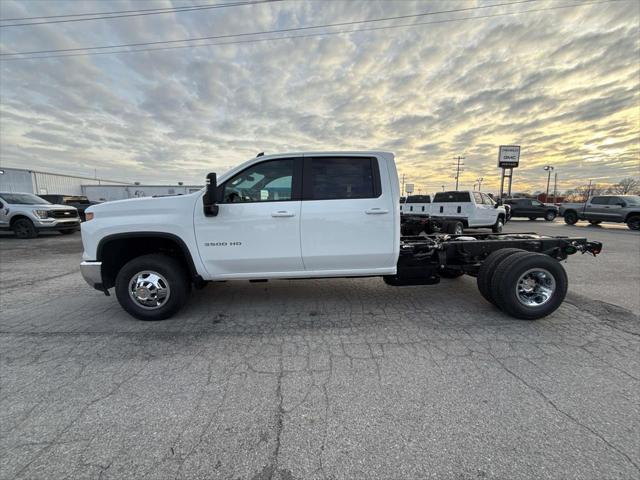 new 2025 Chevrolet Silverado 3500 car, priced at $66,979