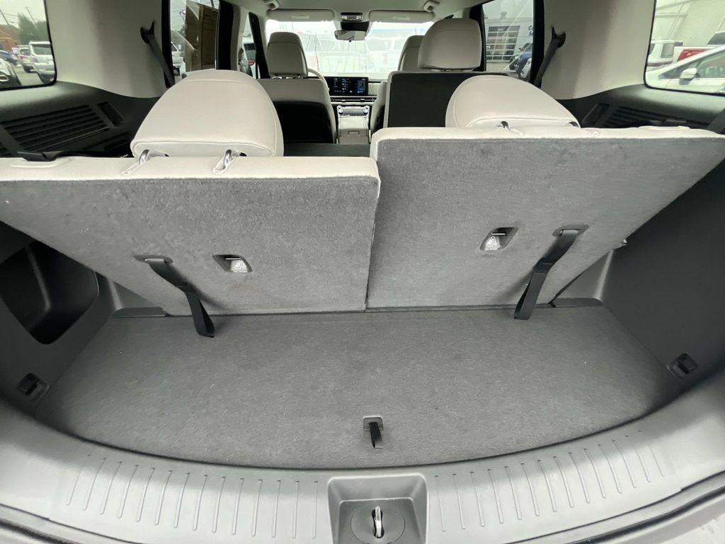 used 2025 Hyundai Santa Fe car, priced at $33,915