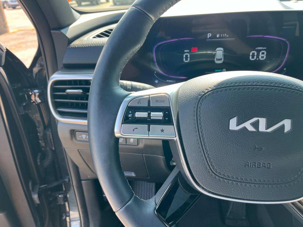 used 2024 Kia Telluride car, priced at $40,968