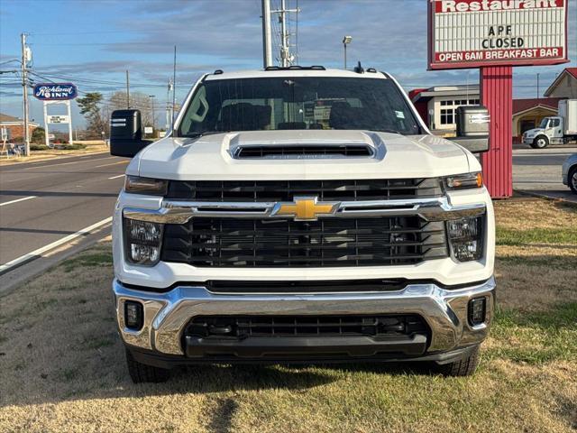 new 2025 Chevrolet Silverado 3500 car, priced at $66,920