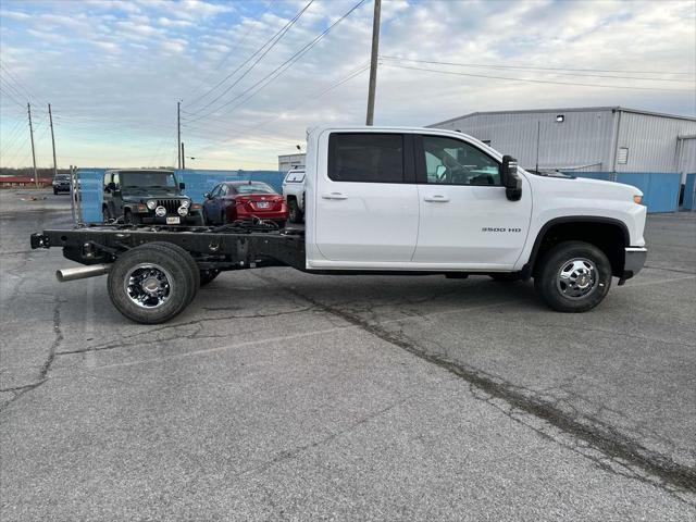 new 2025 Chevrolet Silverado 3500 car, priced at $66,925