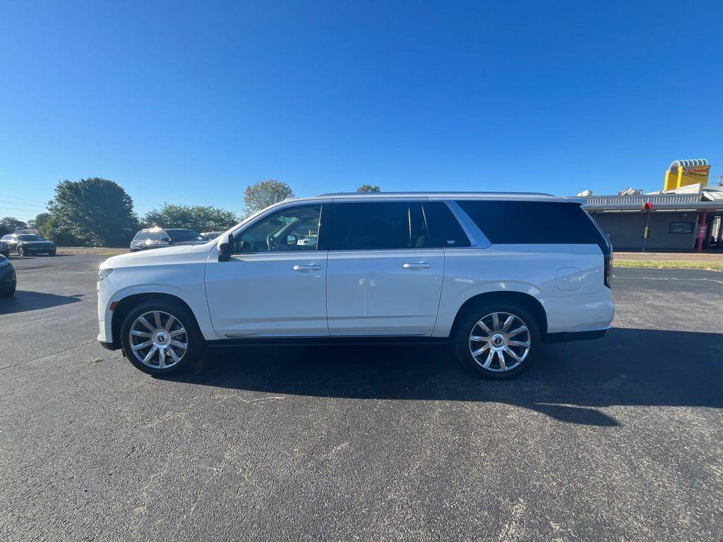 used 2022 Cadillac Escalade ESV car, priced at $56,934