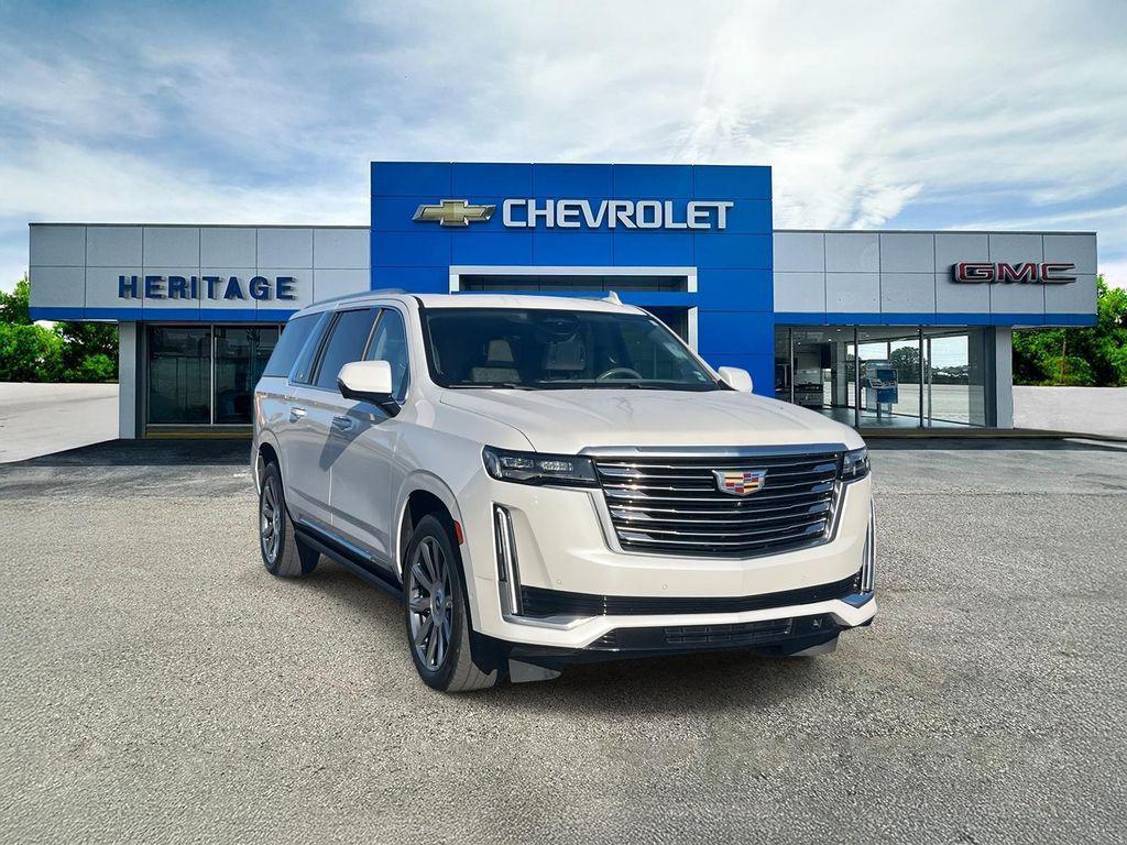 used 2022 Cadillac Escalade ESV car, priced at $56,934