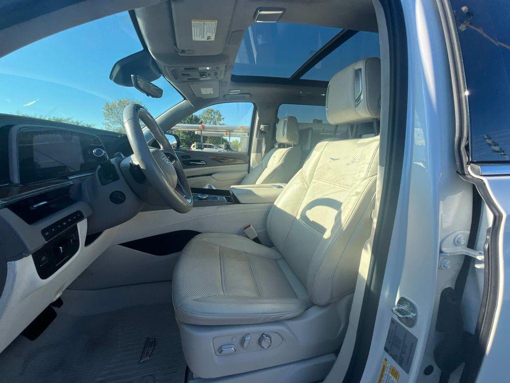 used 2022 Cadillac Escalade ESV car, priced at $56,934