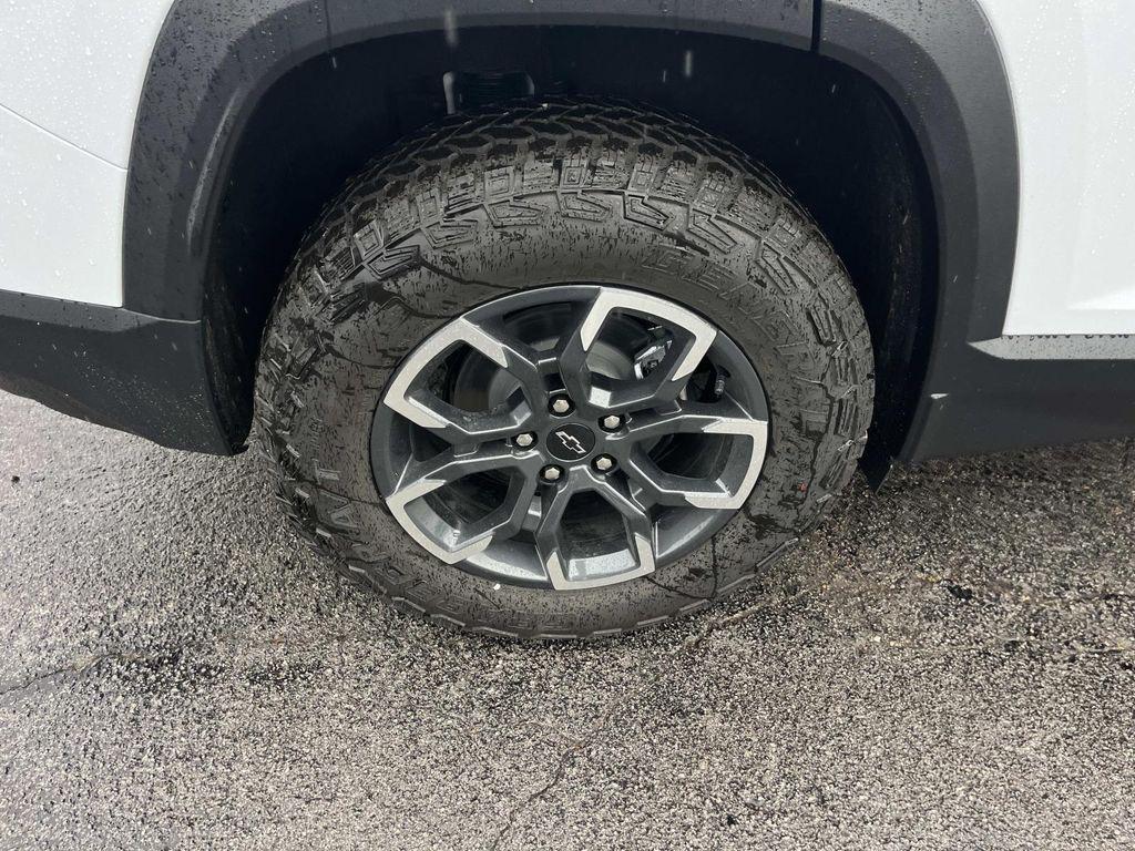 new 2026 Chevrolet Equinox car, priced at $39,780