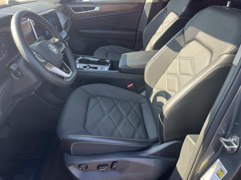 used 2024 Volkswagen Atlas car, priced at $34,611