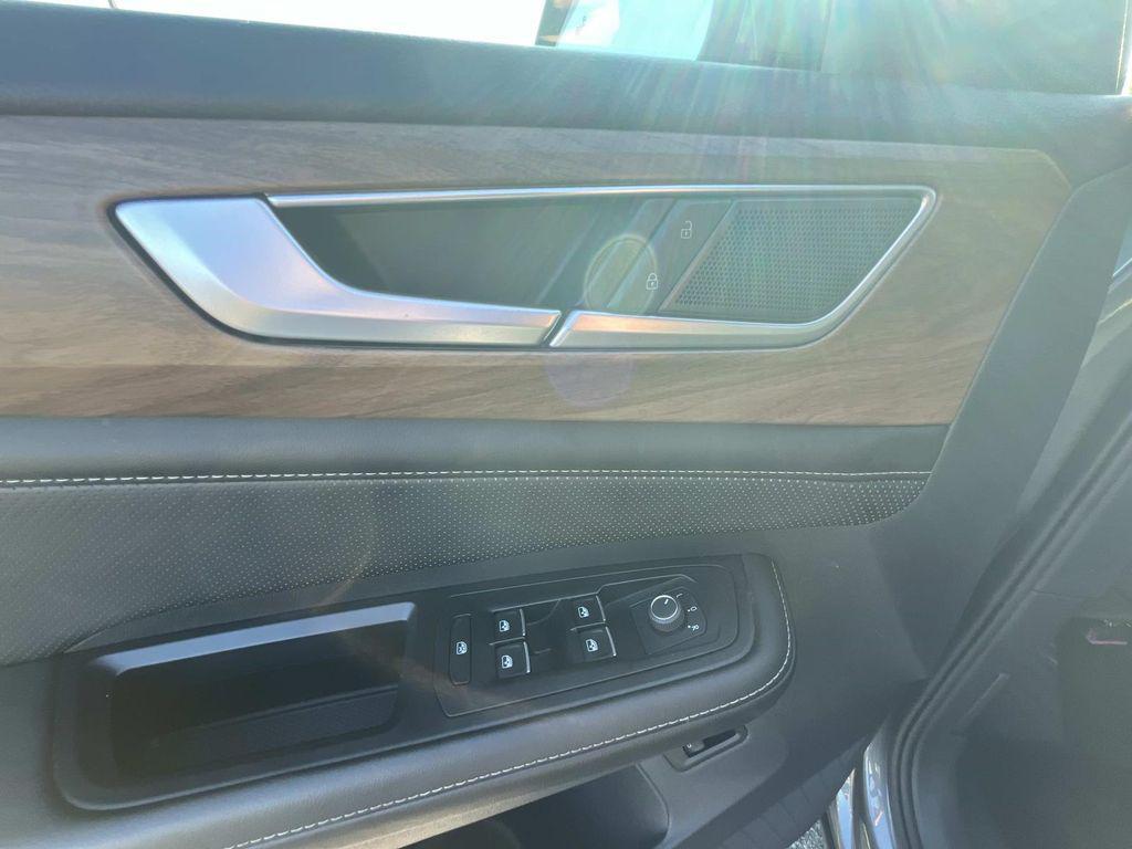 used 2024 Volkswagen Atlas car, priced at $34,611