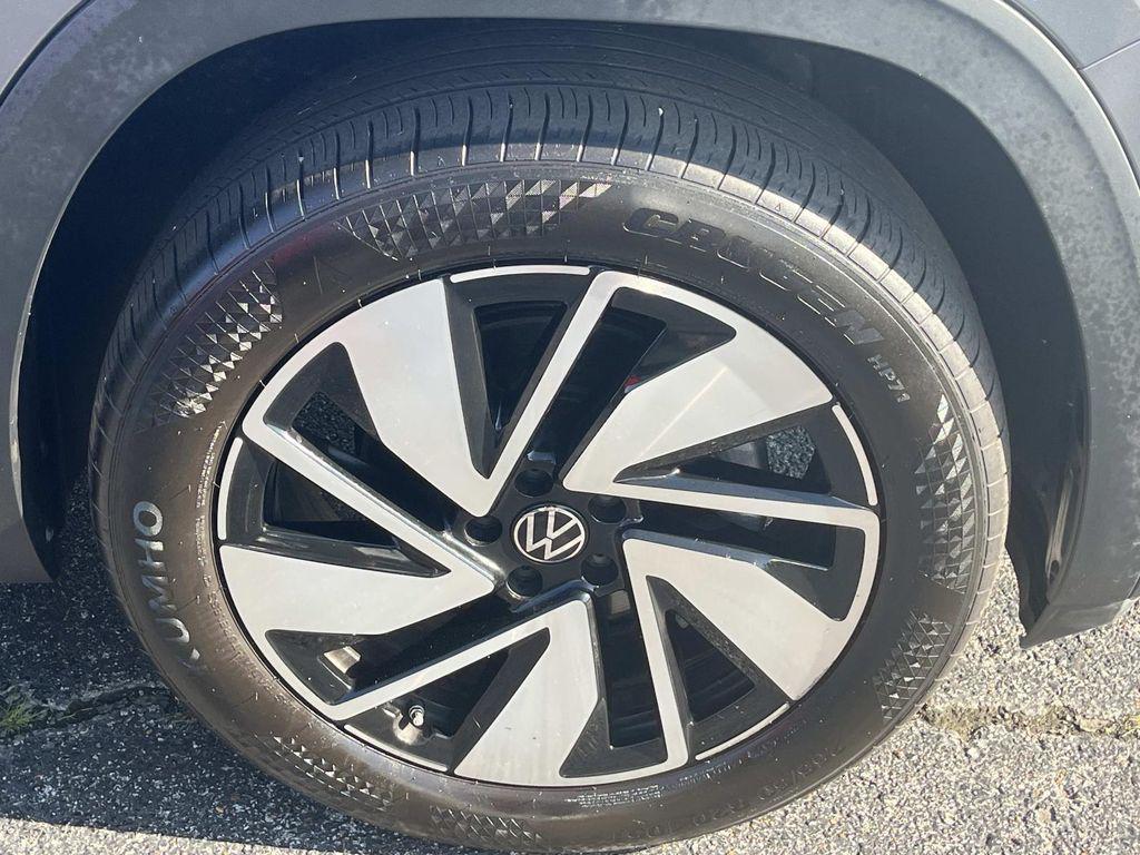 used 2024 Volkswagen Atlas car, priced at $34,611