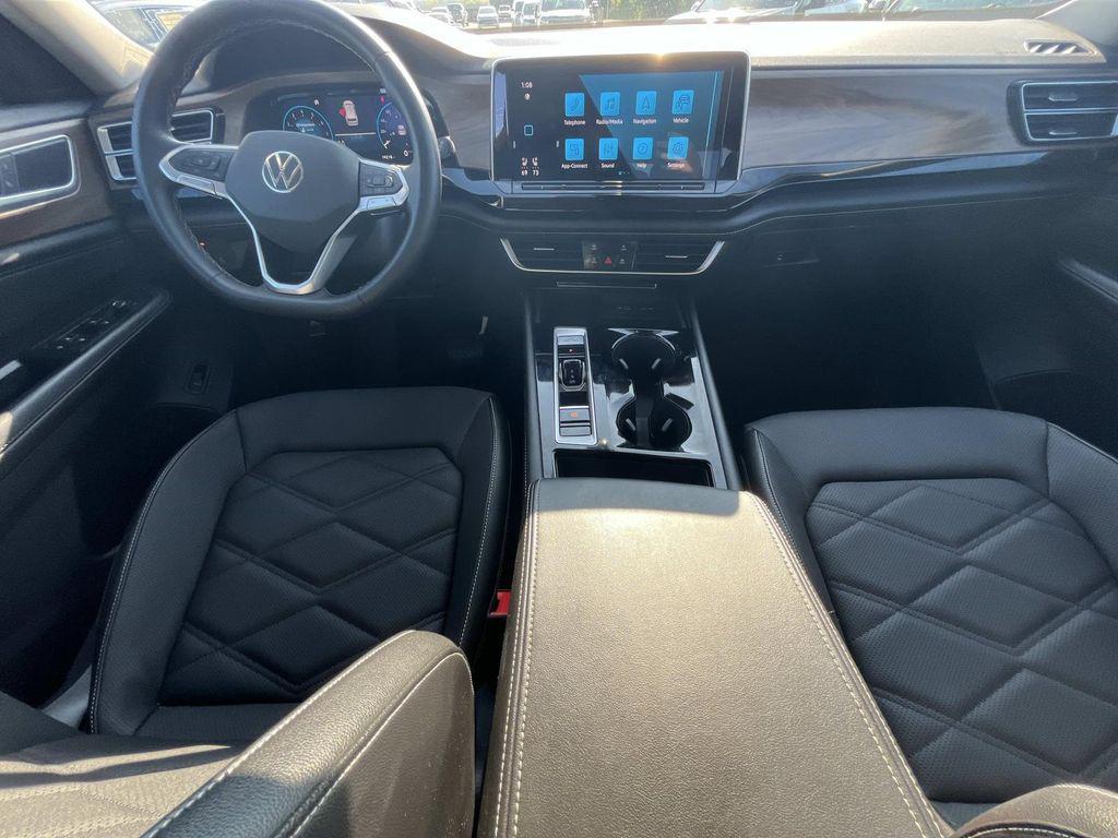 used 2024 Volkswagen Atlas car, priced at $34,611