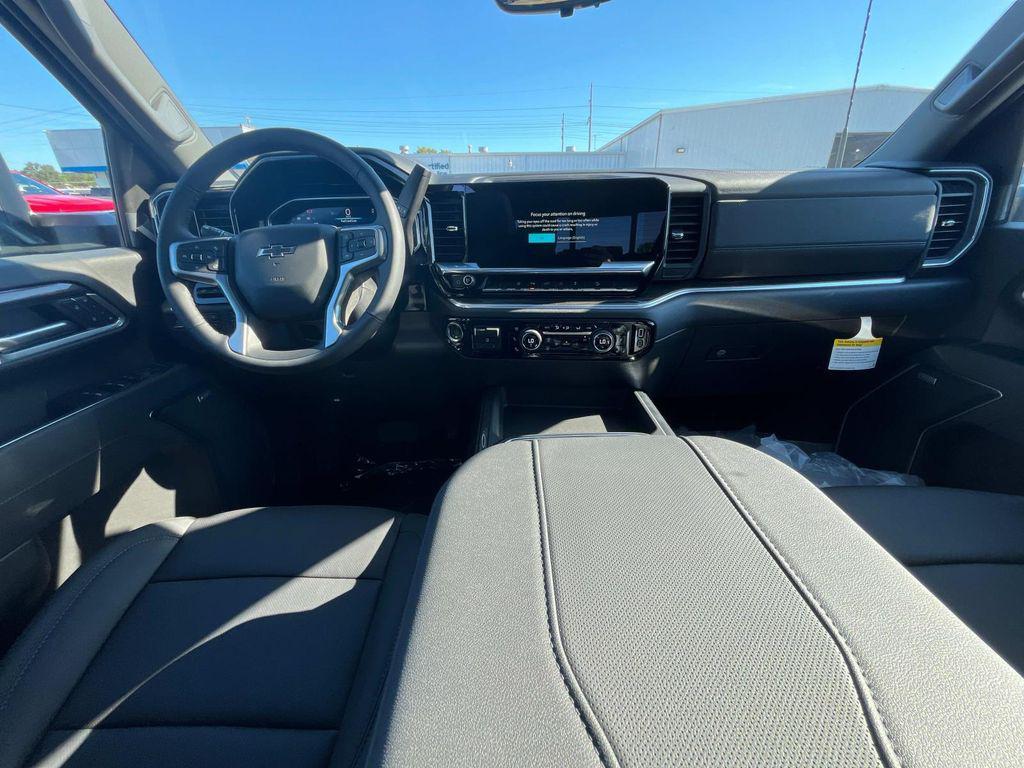 new 2025 Chevrolet Silverado 2500 car, priced at $69,175