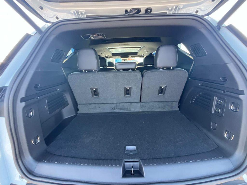 new 2026 Chevrolet Traverse car, priced at $59,490