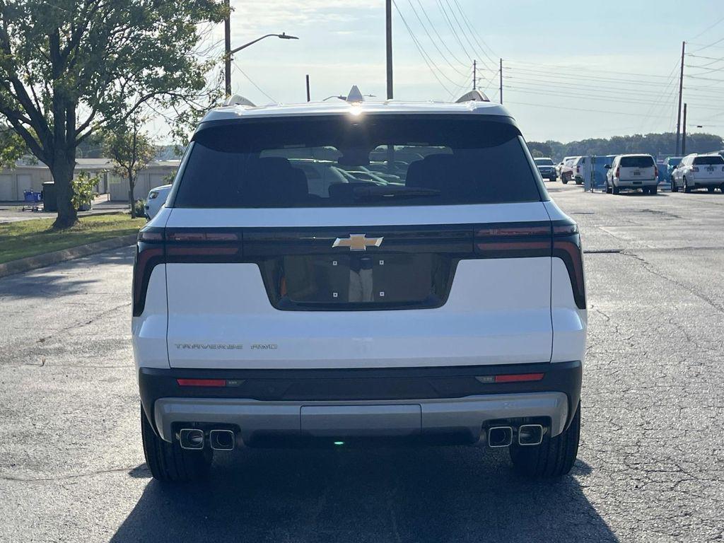 new 2026 Chevrolet Traverse car, priced at $42,695