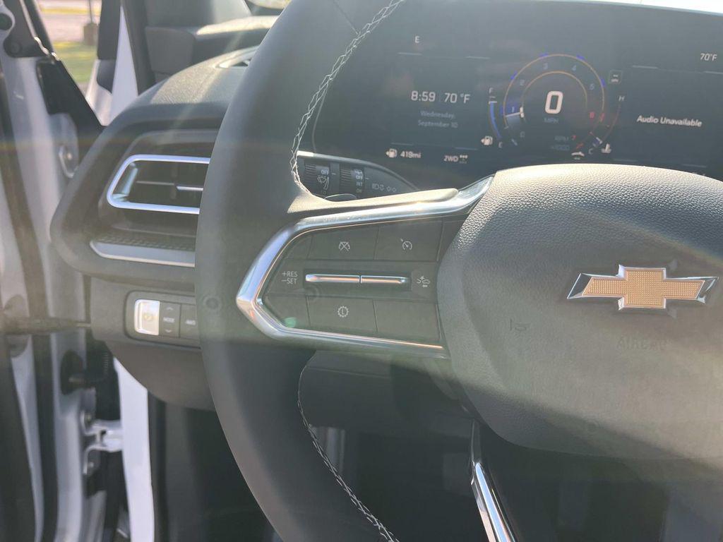 new 2026 Chevrolet Traverse car, priced at $42,695