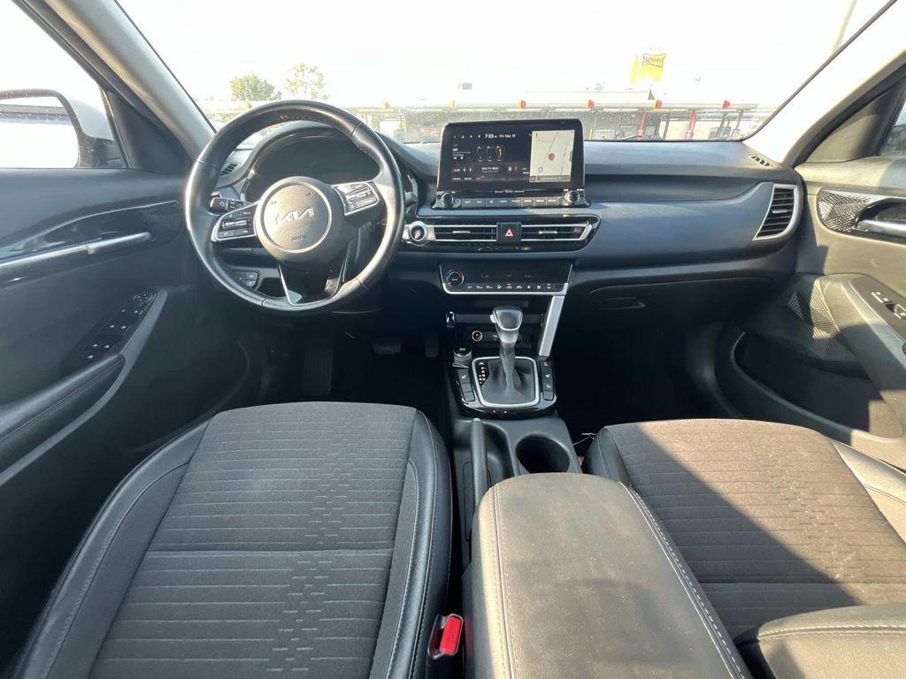 used 2023 Kia Seltos car, priced at $22,963