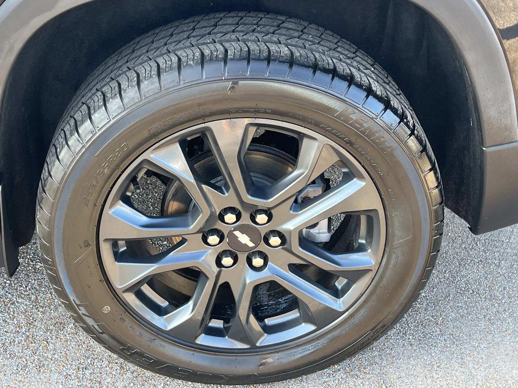 used 2020 Chevrolet Traverse car, priced at $23,981
