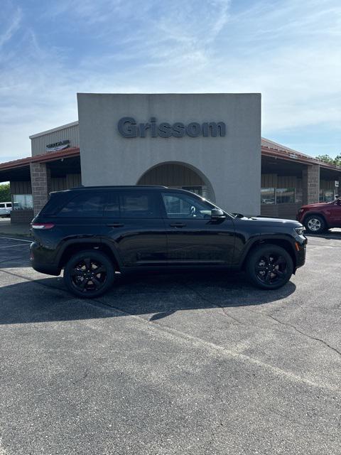 new 2024 Jeep Grand Cherokee car, priced at $54,620