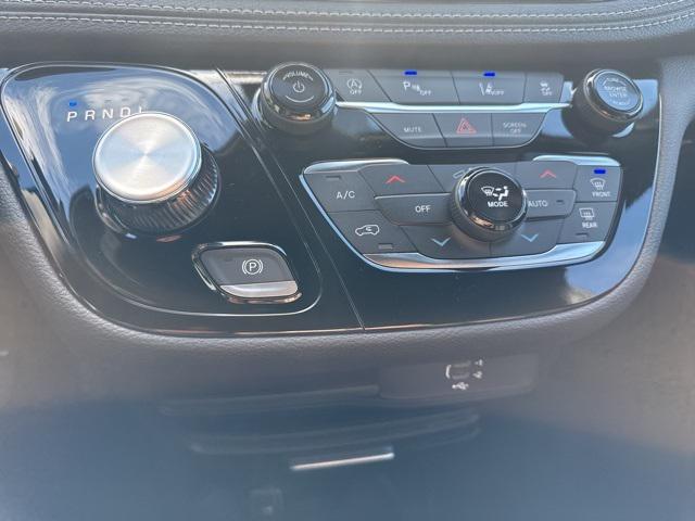 new 2026 Chrysler Pacifica car, priced at $48,274