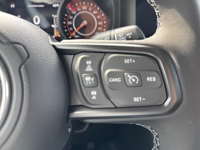 new 2025 Jeep Gladiator car, priced at $47,157