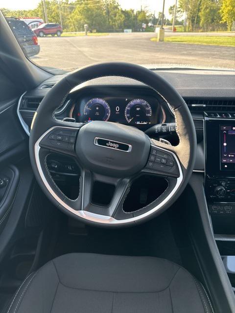 new 2024 Jeep Grand Cherokee L car, priced at $43,284