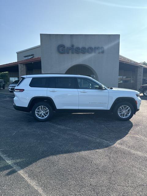 new 2024 Jeep Grand Cherokee L car, priced at $43,284