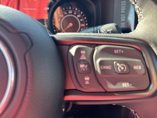 new 2025 Jeep Gladiator car, priced at $49,930