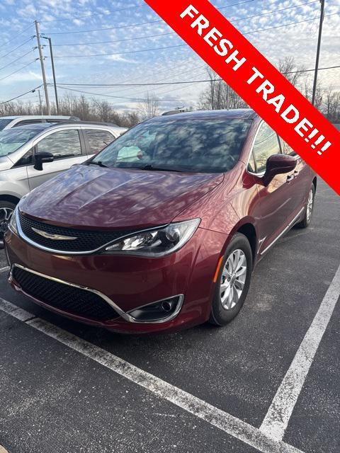 used 2017 Chrysler Pacifica car, priced at $12,991