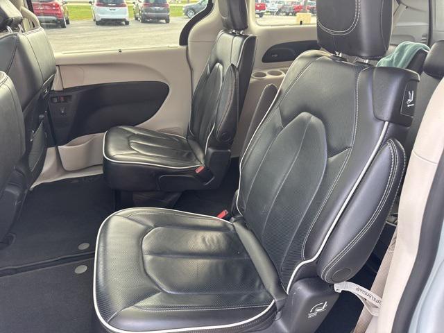 used 2023 Chrysler Pacifica car, priced at $27,748