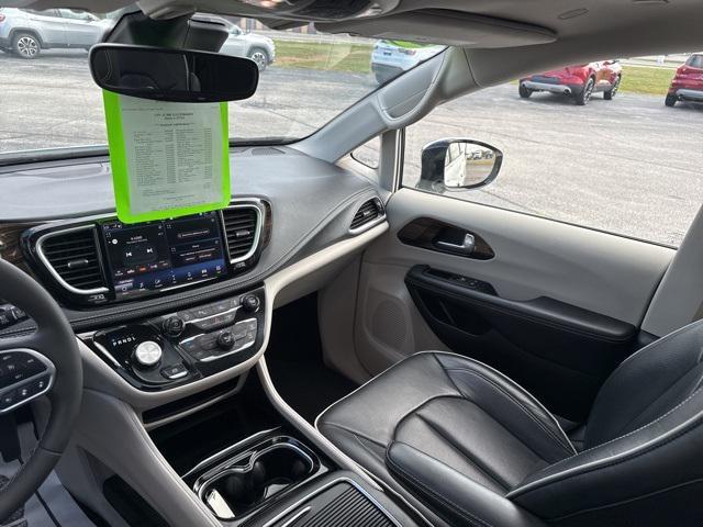 used 2023 Chrysler Pacifica car, priced at $27,748