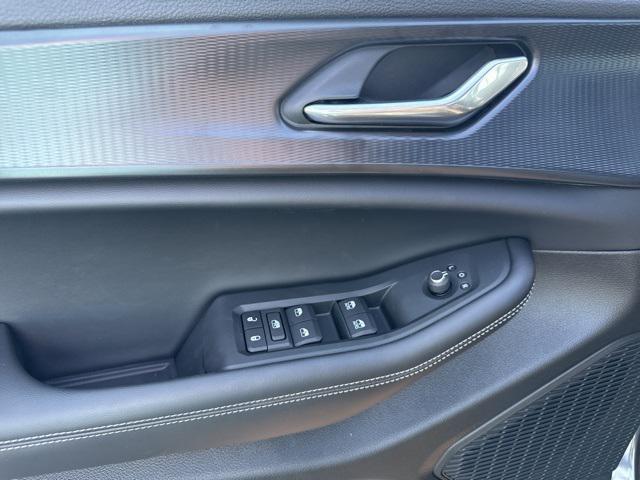 new 2025 Jeep Grand Cherokee L car, priced at $44,641
