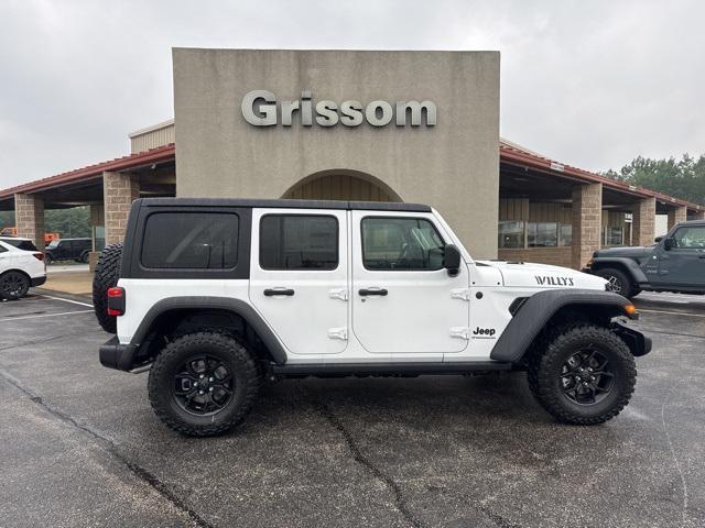 new 2025 Jeep Wrangler car, priced at $53,305
