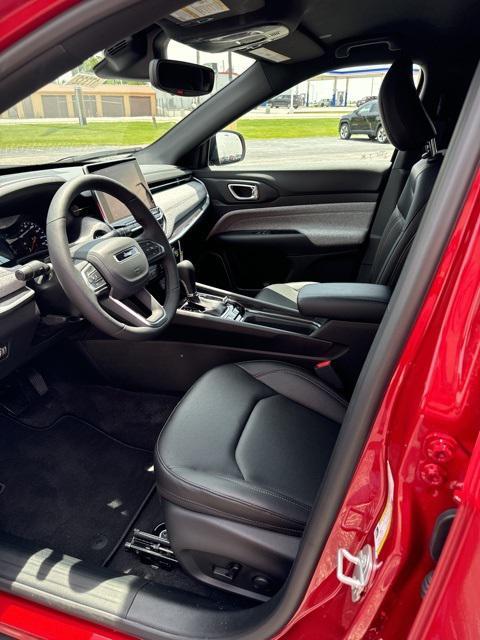 new 2024 Jeep Compass car, priced at $33,569