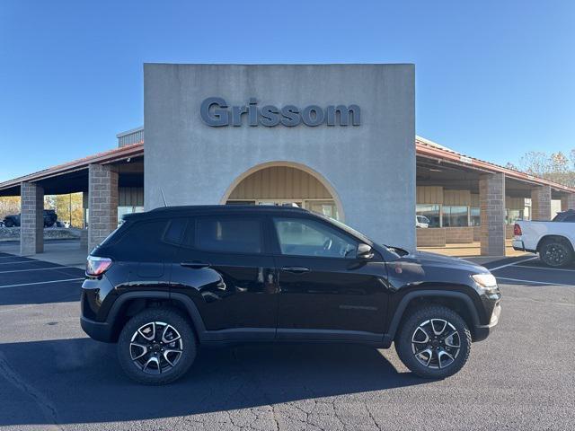 new 2026 Jeep Compass car, priced at $37,817