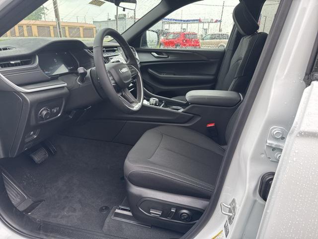 new 2025 Jeep Grand Cherokee L car, priced at $44,110