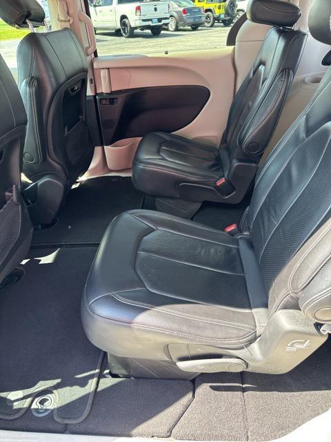 used 2022 Chrysler Pacifica car, priced at $23,892