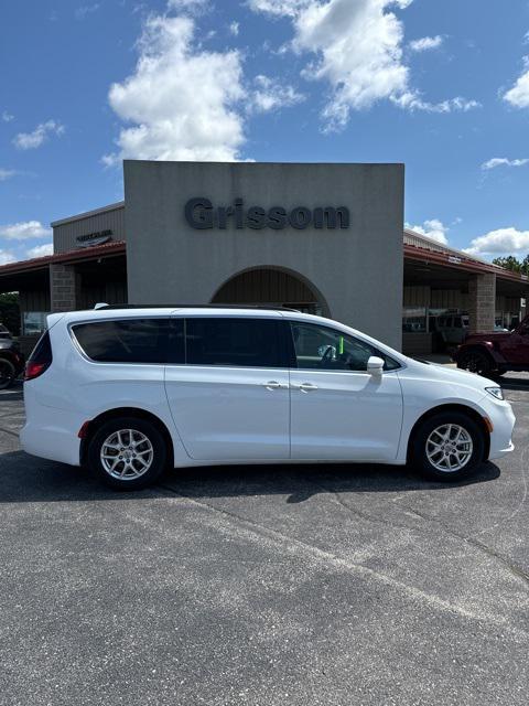 used 2022 Chrysler Pacifica car, priced at $23,892