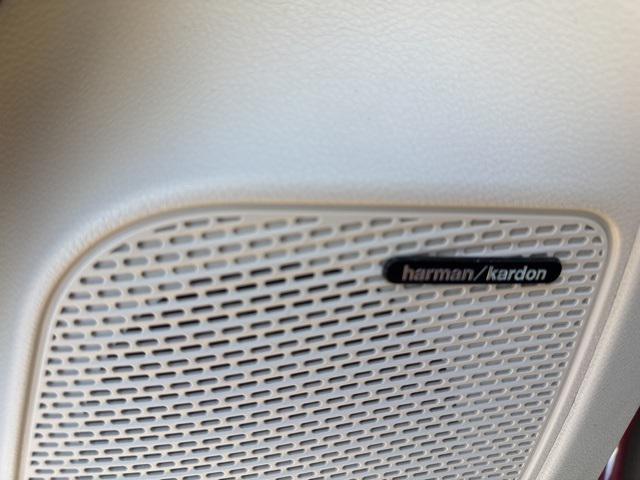 used 2018 Chrysler Pacifica car, priced at $16,877