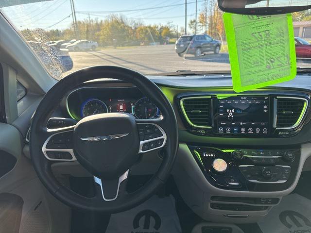 used 2018 Chrysler Pacifica car, priced at $16,877