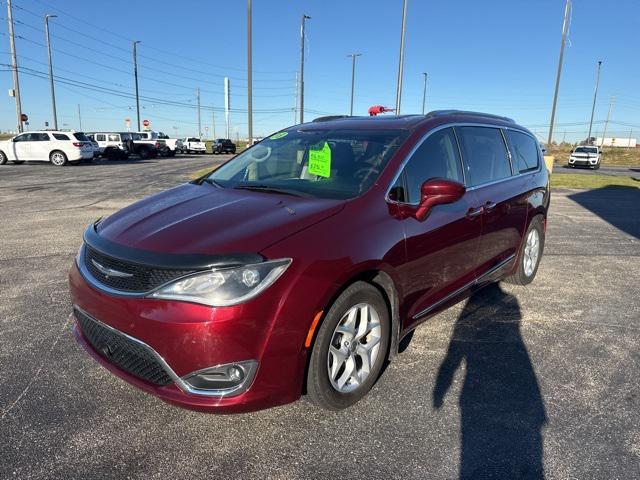 used 2018 Chrysler Pacifica car, priced at $16,877