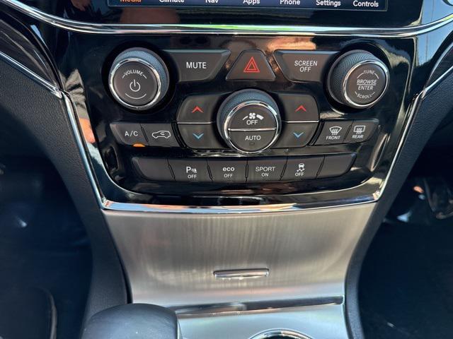 used 2020 Jeep Grand Cherokee car, priced at $25,271