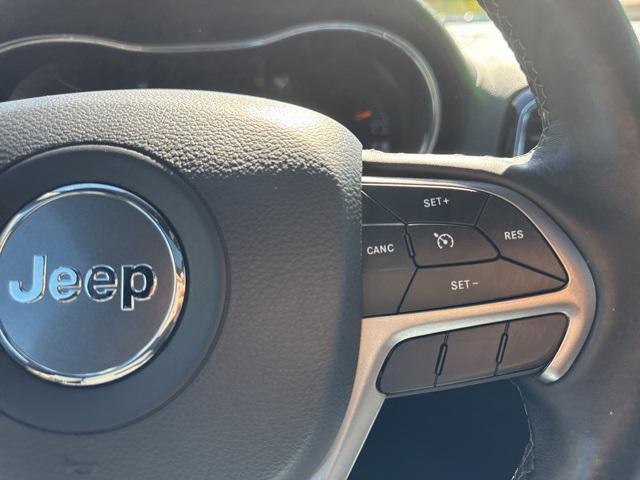used 2020 Jeep Grand Cherokee car, priced at $25,271