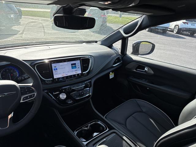 new 2026 Chrysler Pacifica car, priced at $51,104