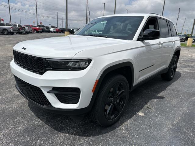 new 2024 Jeep Grand Cherokee car, priced at $46,911