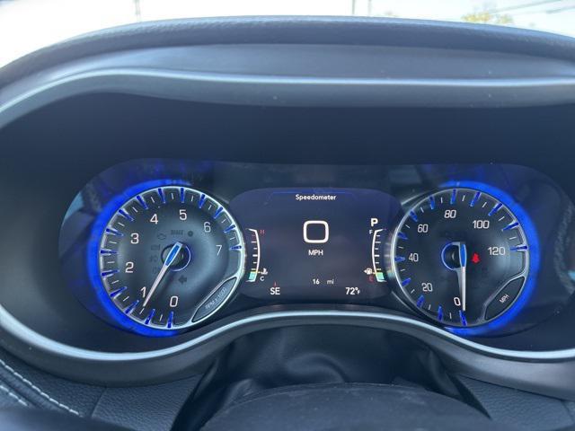 new 2025 Chrysler Pacifica car, priced at $44,797