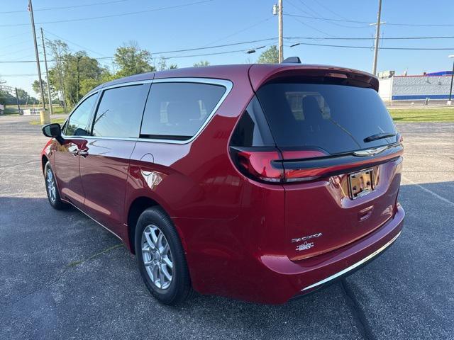 new 2025 Chrysler Pacifica car, priced at $44,797